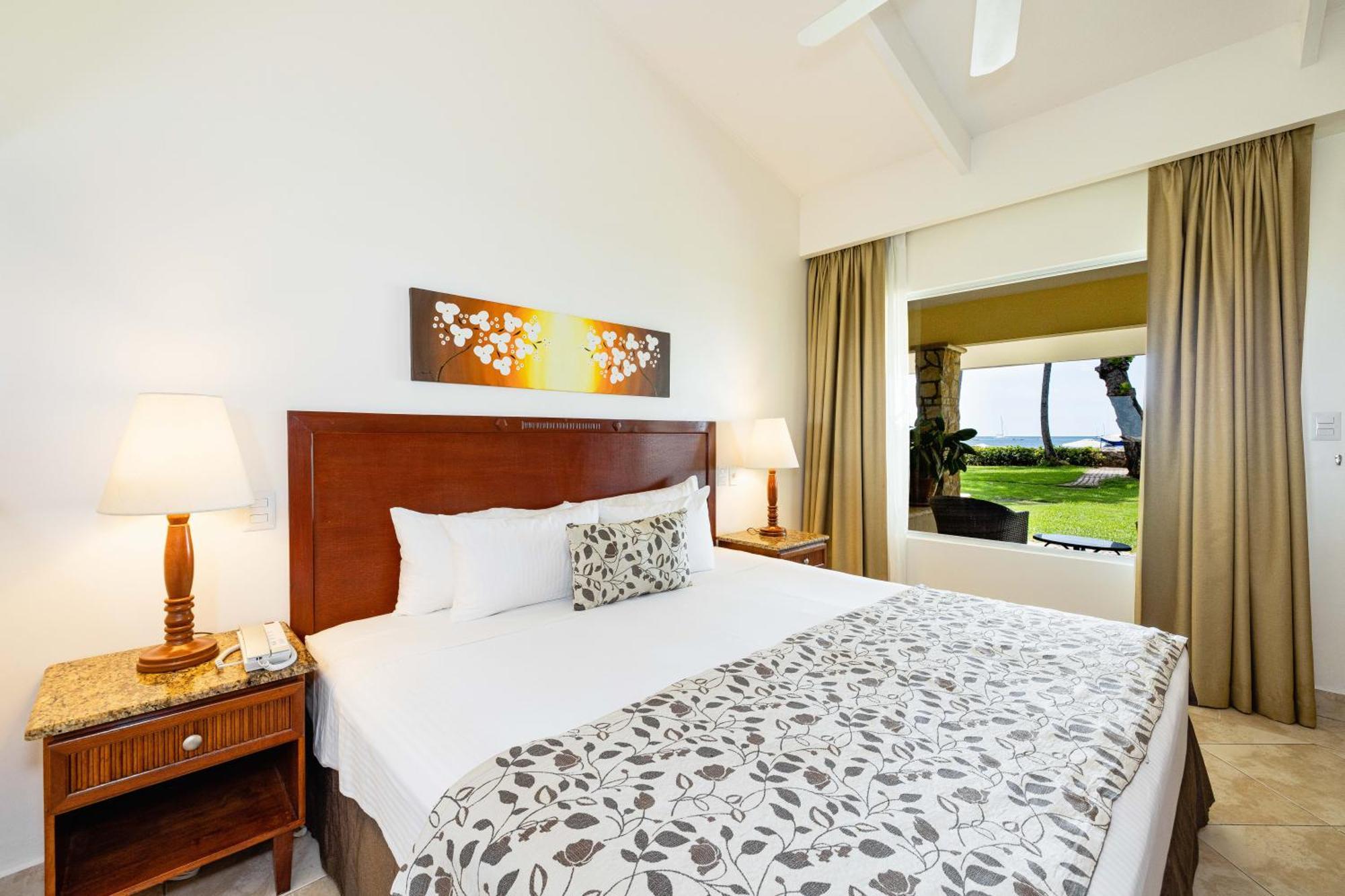 Sunset Ocean View King Bed
